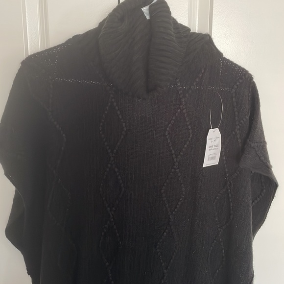 Time and Tru Black Knit sleeveless pullover sweater Fringed hem- One Size - Picture 4 of 9